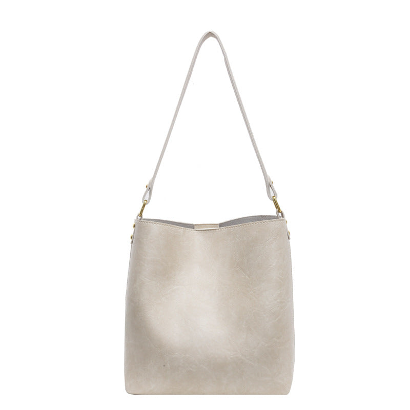 Maison Maryim Everyday Commuter Tote — close-up detail — tote